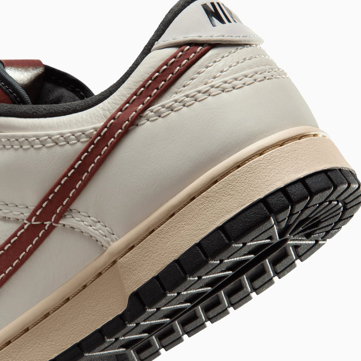 Men's Dunk Low "Dark Pony Soft Pearl"