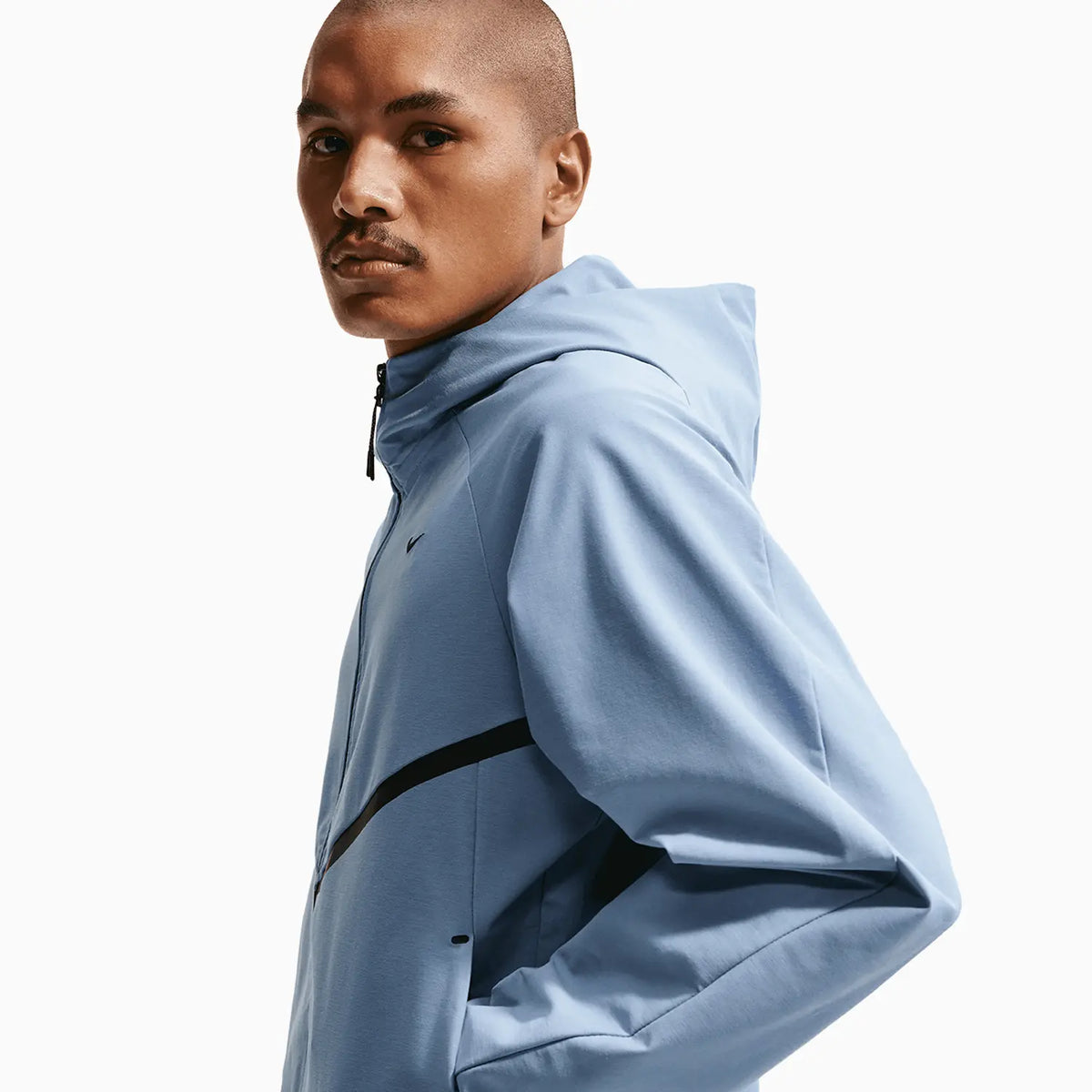 Men's Sportswear Tech Knit Windrunner Outfit