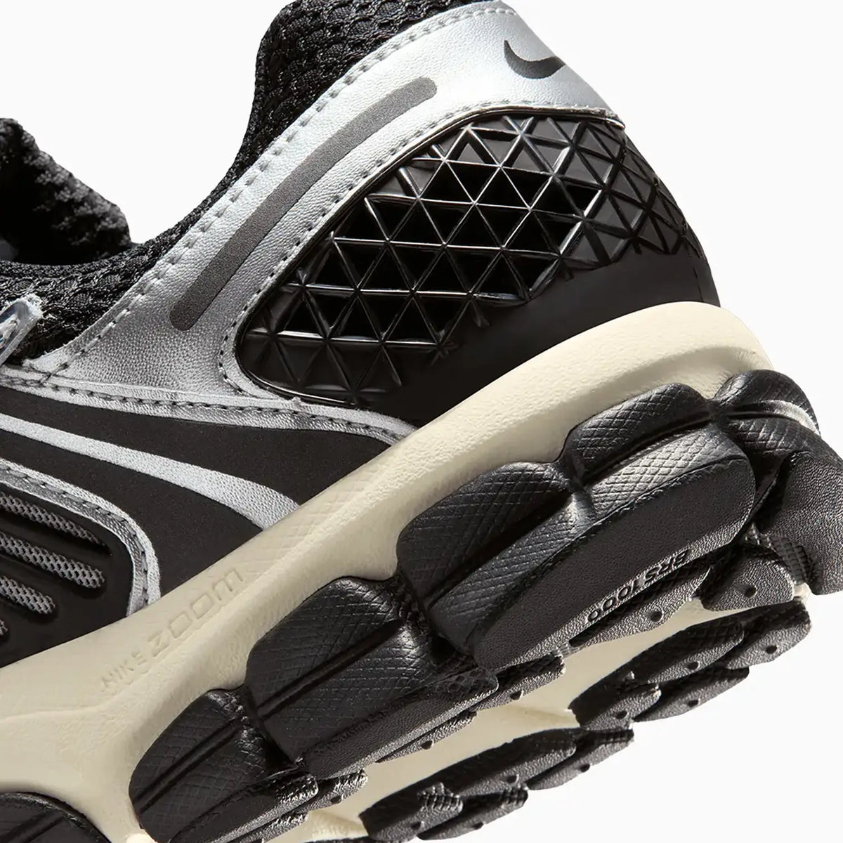 Men's Zoom Vomero 5 "Black Chrome"